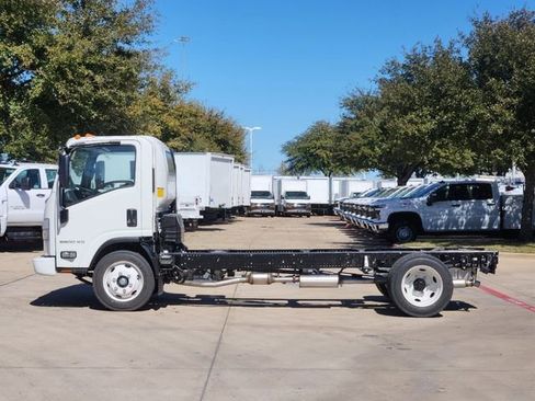 New 2025 Chevrolet Low Cab Forward 5500XG RWD image 10