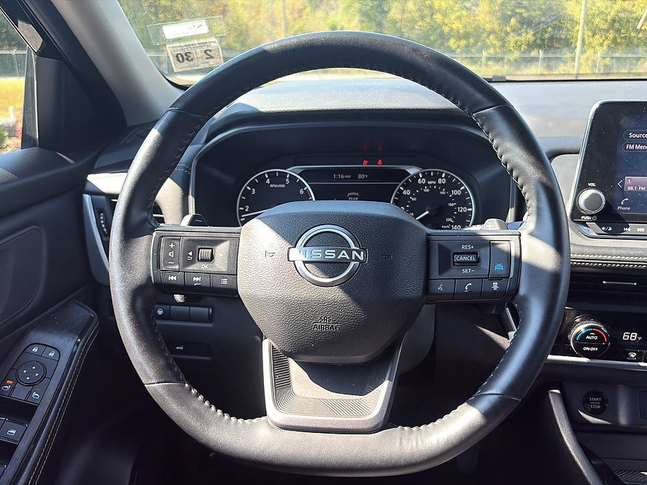 Certified 2025 Nissan Rogue SV AWD/4WD image 30