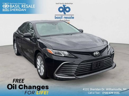 Used 2023 Toyota Camry LE FWD image 1