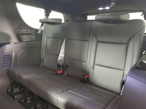 New 2026 Chevrolet Suburban Z71 w/ Comfort Package image 14
