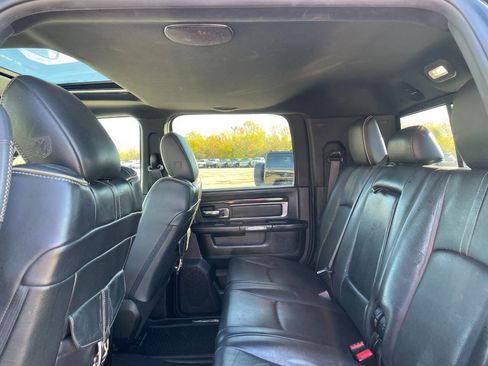 Used 2018 RAM 3500 Laramie Longhorn image 20