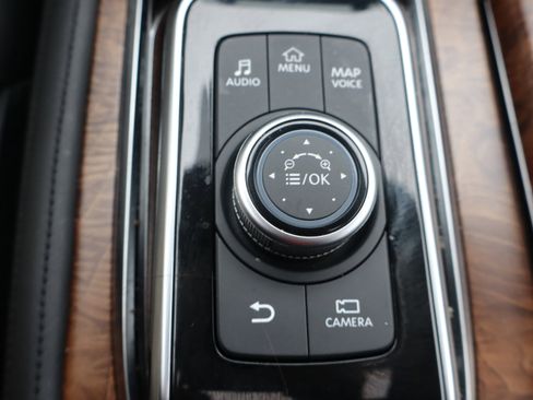 Used 2024 Nissan Armada SL w/ Captain's Chairs Package image 30