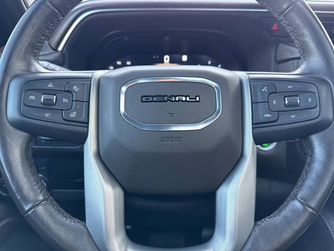 Used 2022 GMC Yukon Denali image 28