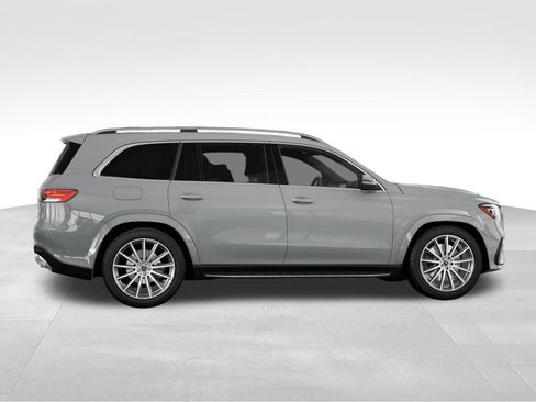 New 2026 Mercedes-Benz GLS 580 4MATIC image 17
