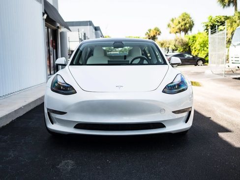 Used 2023 Tesla Model 3 Standard Range RWD image 3