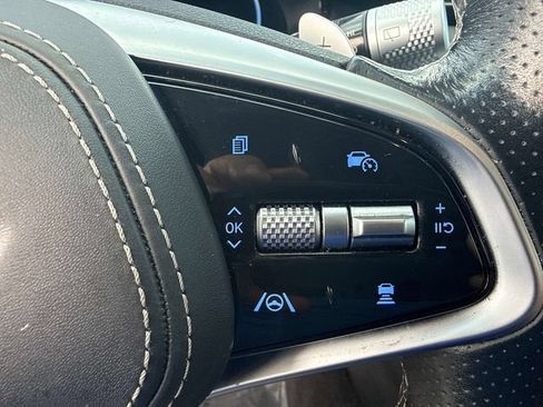 Used 2022 Genesis GV70 3.5T Sport w/ Sport Prestige Package AWD/4WD image 25