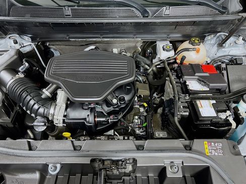 Used 2023 GMC Acadia Denali image 31