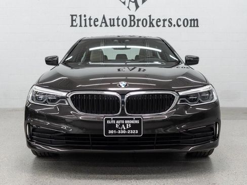 Used 2019 BMW 530i xDrive w/ Premium Package AWD/4WD image 3