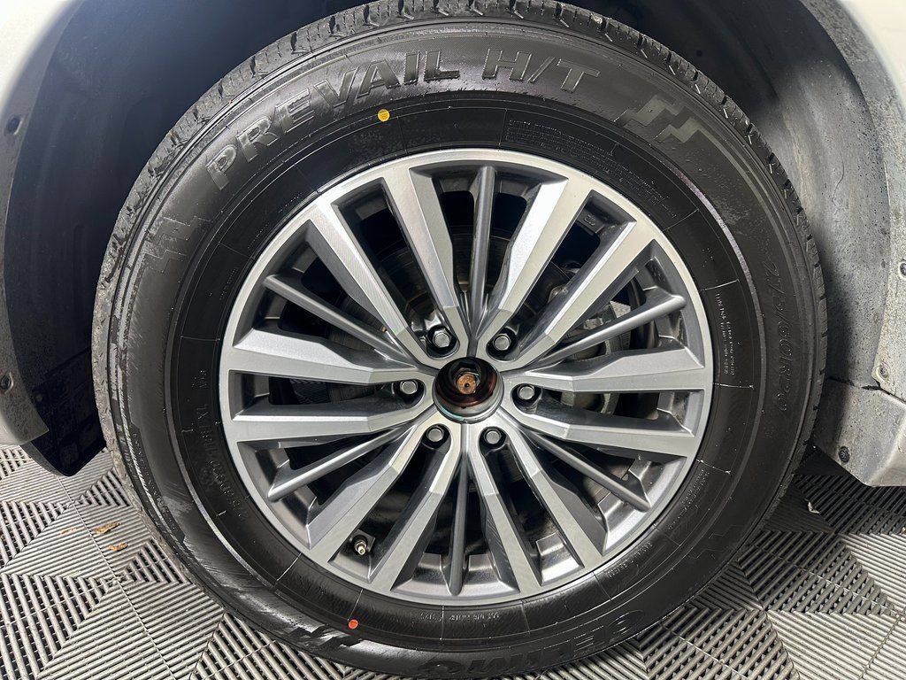 Used 2024 Nissan Armada SL AWD/4WD image 11