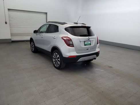 Used 2018 Buick Encore Essence AWD/4WD image 5