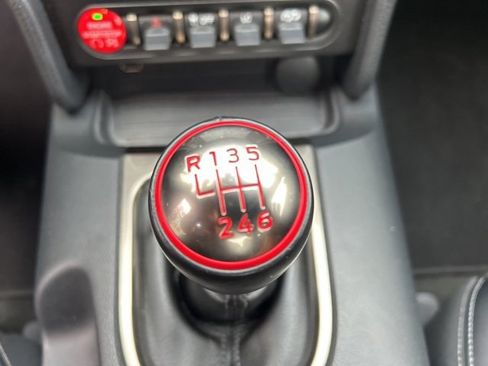 Used 2016 Ford Mustang Shelby GT350 w/ Technology Package image 21