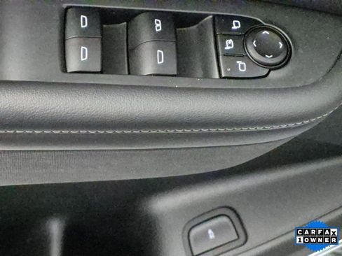 Certified 2025 Buick Enclave Preferred image 14