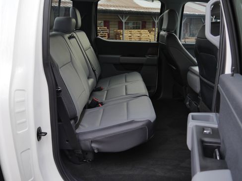 Certified 2022 Ford F150 Lariat w/ Trailer Tow Package image 29