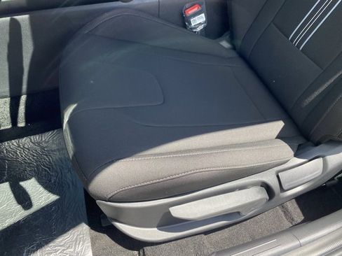 New 2025 Hyundai Elantra SEL image 28