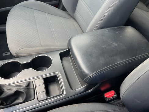 Used 2019 Kia Sorento L FWD image 26