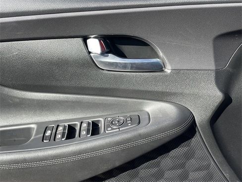 Used 2023 Hyundai Santa Fe SE image 21