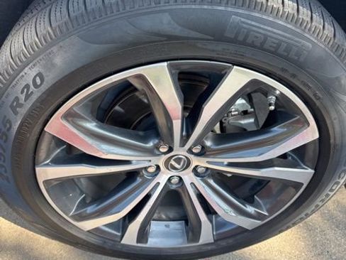 Used 2022 Lexus RX 450h AWD w/ Premium Package image 2