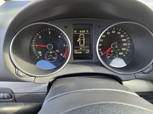 Used 2012 Volkswagen Golf TDI image 16