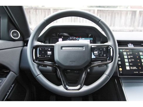 Used 2024 Land Rover Range Rover Evoque S AWD/4WD image 17