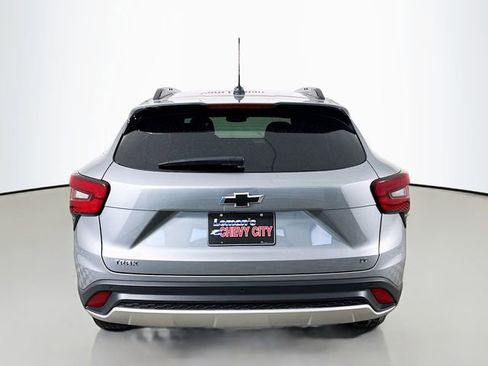 Used 2024 Chevrolet Trax LT w/ Driver Confidence Package image 7