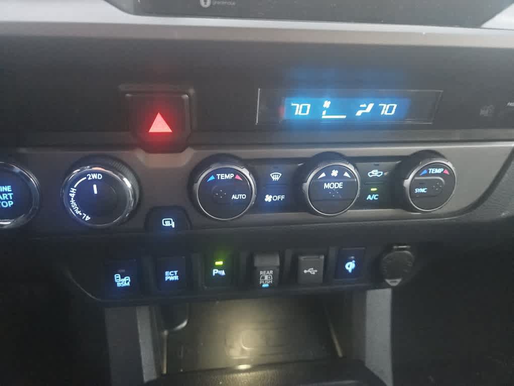 Used 2023 Toyota Tacoma TRD Sport w/ Advanced Technology Package AWD/4WD image 17