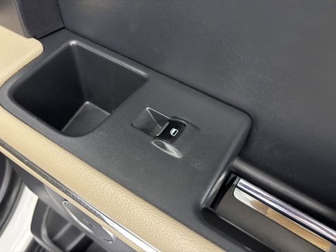 Used 2023 Ford Expedition Max XLT image 49