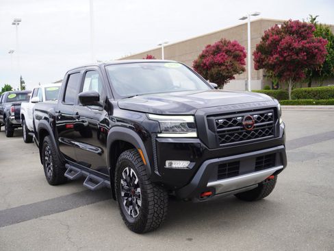 Used 2022 Nissan Frontier PRO-4X AWD/4WD image 1