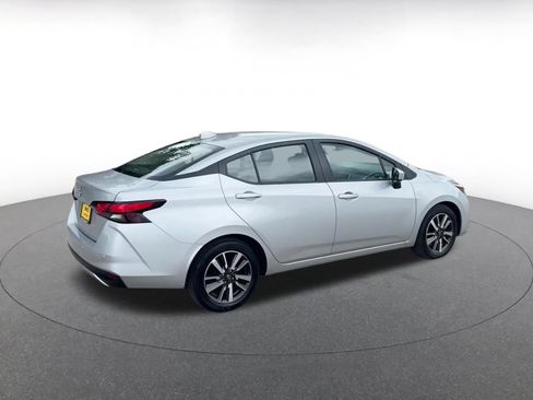 Used 2025 Nissan Versa SV FWD image 14