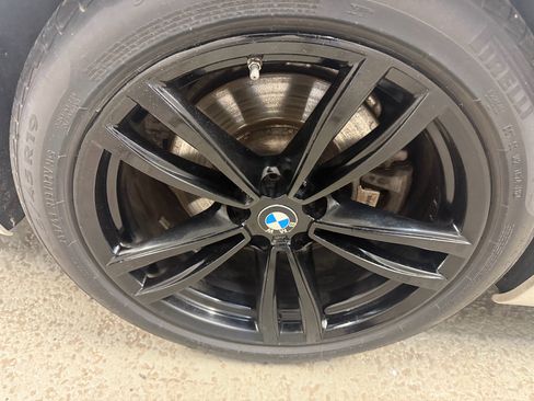 Used 2018 BMW 740e xDrive image 34