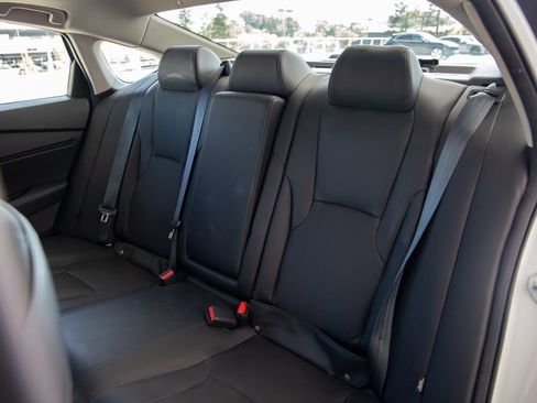 Used 2023 Honda Accord Touring image 15