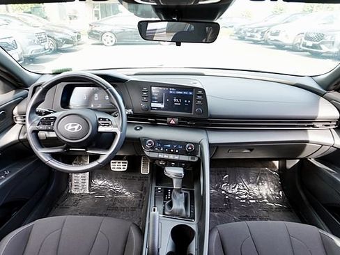Used 2025 Hyundai Elantra Sport w/ Cargo Package FWD image 17