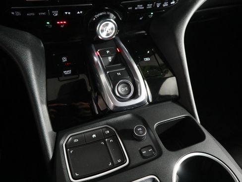 Used 2022 Acura MDX SH-AWD image 24