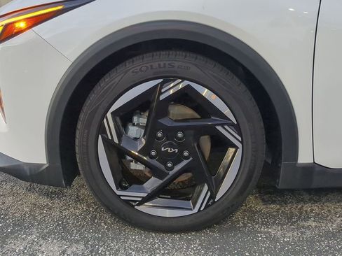 Used 2025 Kia K4 EX image 34