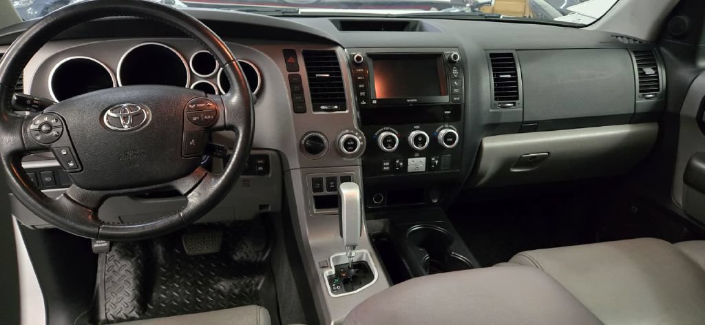 Used 2013 Toyota Sequoia Limited AWD/4WD image 8
