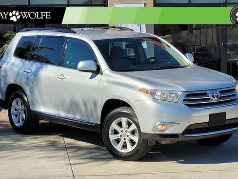 Used 2011 Toyota Highlander SE w/ Tow Pkg image 1
