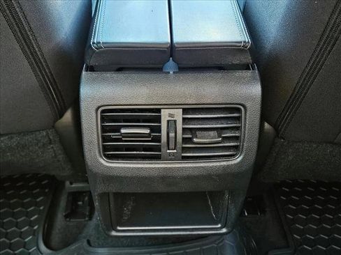 Used 2024 Nissan Rogue S image 16