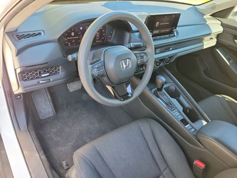 Used 2024 Honda Accord EX image 4