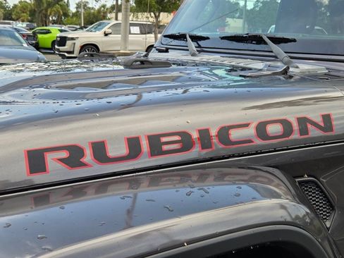 Used 2019 Jeep Wrangler Unlimited Rubicon AWD/4WD image 12