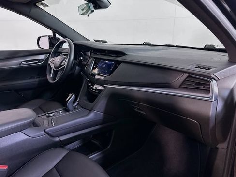 Used 2023 Cadillac XT5 Luxury FWD image 34