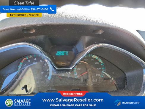 Used 2014 Chevrolet Traverse LT image 12