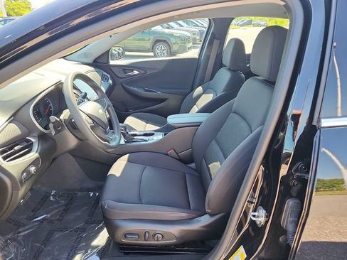 Used 2024 Chevrolet Malibu LT FWD image 13