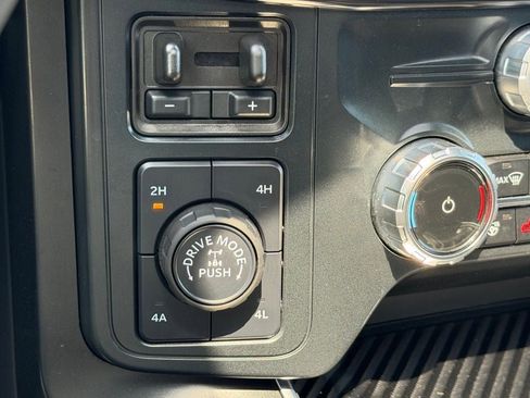 Used 2025 Ford F150 Raptor AWD/4WD image 44