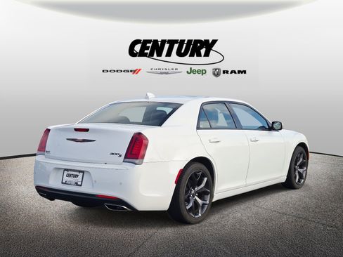 Used 2023 Chrysler 300 S image 4