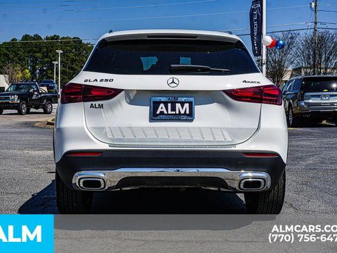 Used 2025 Mercedes-Benz GLA 250 4MATIC image 13