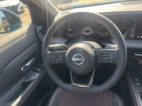 New 2026 Nissan Kicks SR FWD image 15