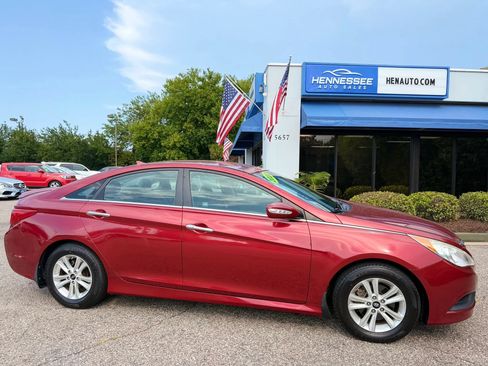 Used 2014 Hyundai Sonata GLS w/ Popular Equipment Group 2 FWD image 13