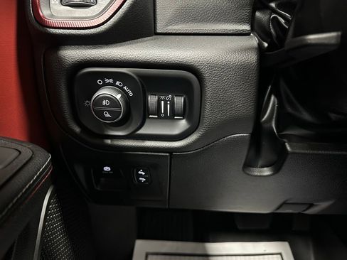 Used 2025 RAM 1500 Rebel w/ Rebel Level 1 Equipment Group AWD/4WD image 17