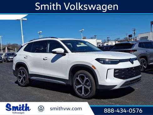 New 2026 Volkswagen Tiguan SE AWD/4WD image 1