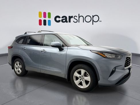 Used 2020 Toyota Highlander LE AWD/4WD image 7