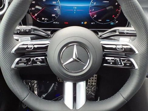 New 2026 Mercedes-Benz GLC 300 image 8